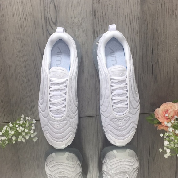 💎 NIKE WMNS AIR MAX 720 white/white-MLTC platinum - Picture 4 of 8